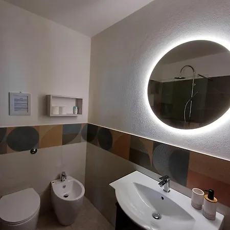 Villa Joie De Vivre Vista Mare Con Piscina A Sfioro Per 6 Persone *