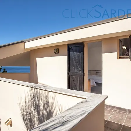 Joie De Vivre Vista Mare Con Piscina A Sfioro Per 6 Persone Willa