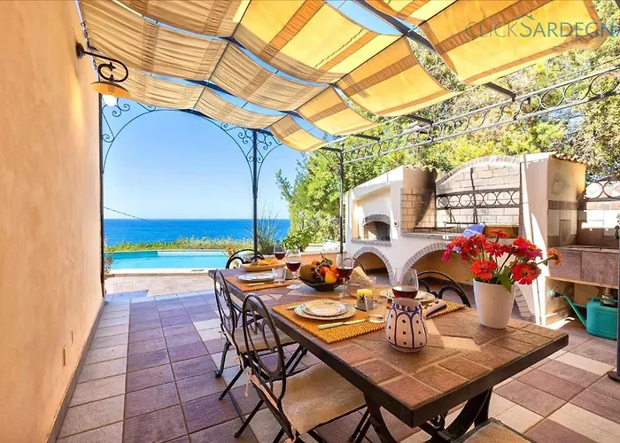 Joie De Vivre Vista Mare Con Piscina A Sfioro Per 6 Persone