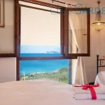 فيلة Joie De Vivre Vista Mare Con Piscina A Sfioro Per 6 Persone *