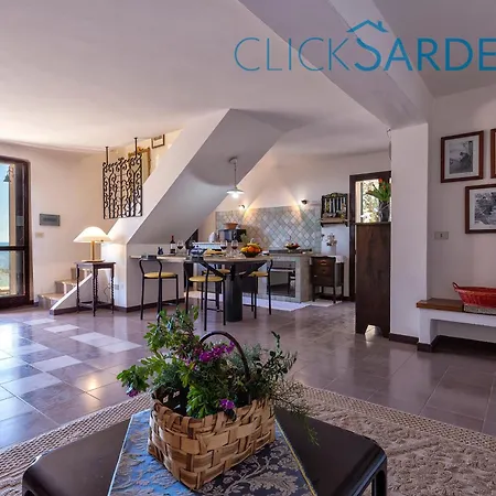 فيلة Joie De Vivre Vista Mare Con Piscina A Sfioro Per 6 Persone *