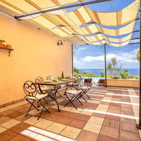 Joie De Vivre Vista Mare Con Piscina A Sfioro Per 6 Persone Villa Alghero