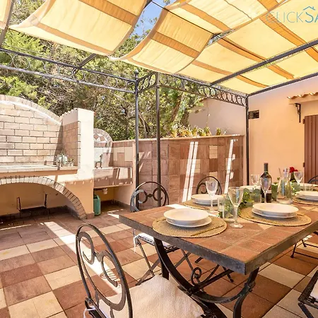 Villa Joie De Vivre Vista Mare Con Piscina A Sfioro Per 6 Persone *