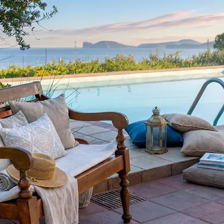 Villa Joie De Vivre Vista Mare Con Piscina A Sfioro Per 6 Persone Alghero
