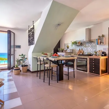 Joie De Vivre Vista Mare Con Piscina A Sfioro Per 6 Persone * Alghero