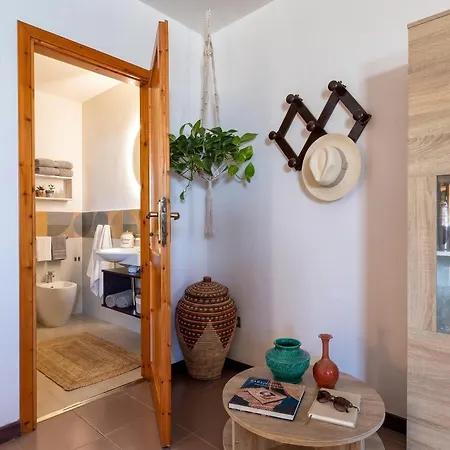 Villa Joie De Vivre Vista Mare Con Piscina A Sfioro Per 6 Persone Alghero