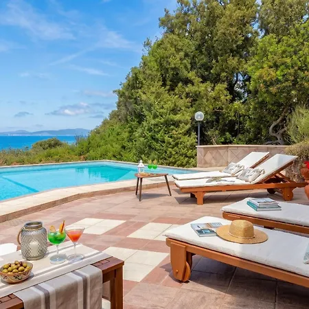 Joie De Vivre Vista Mare Con Piscina A Sfioro Per 6 Persone Alghero