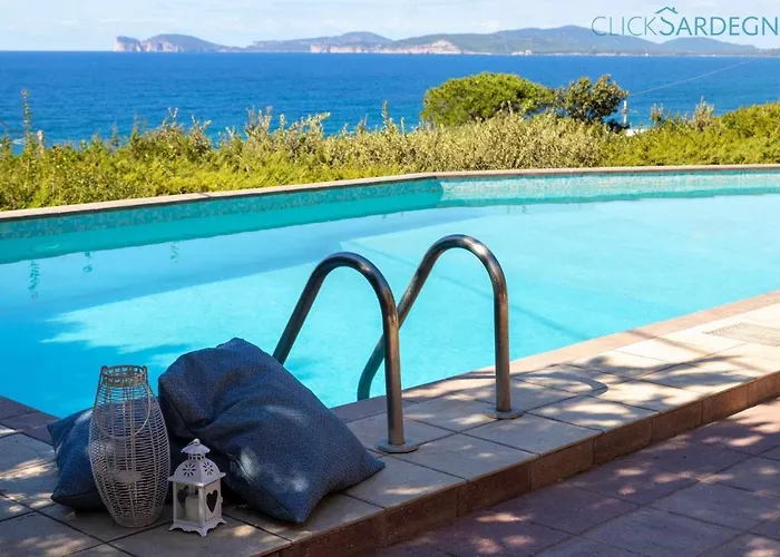 Joie De Vivre Vista Mare Con Piscina A Sfioro Per 6 Persone Вилла Альгеро
