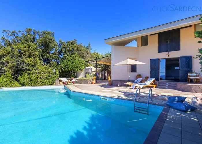 Вилла Joie De Vivre Vista Mare Con Piscina A Sfioro Per 6 Persone Альгеро