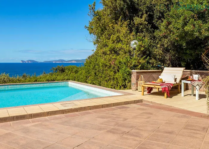 Joie De Vivre Vista Mare Con Piscina A Sfioro Per 6 Persone Вилла Альгеро