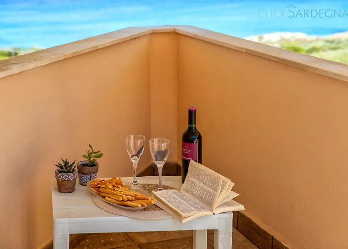 Joie De Vivre Vista Mare Con Piscina A Sfioro Per 6 Persone * Альгеро