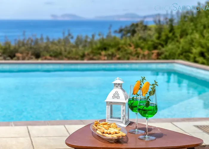 Joie De Vivre Vista Mare Con Piscina A Sfioro Per 6 Persone Вилла Альгеро